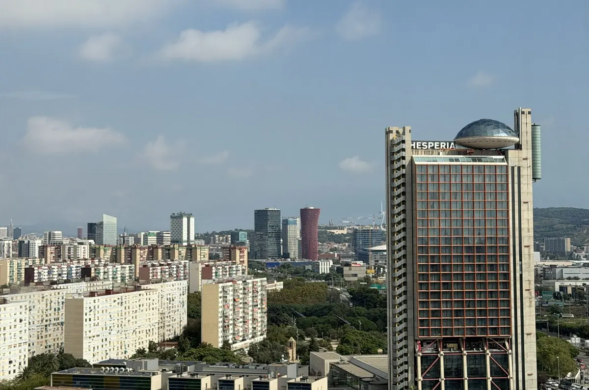 Vista de Bellvitge des de la finestra de l'oficina de l'IDIBELL